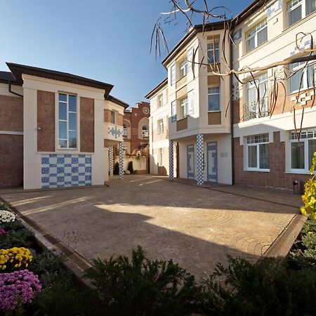 De Gaulle Boutique Hotel Harkiv Exterior foto